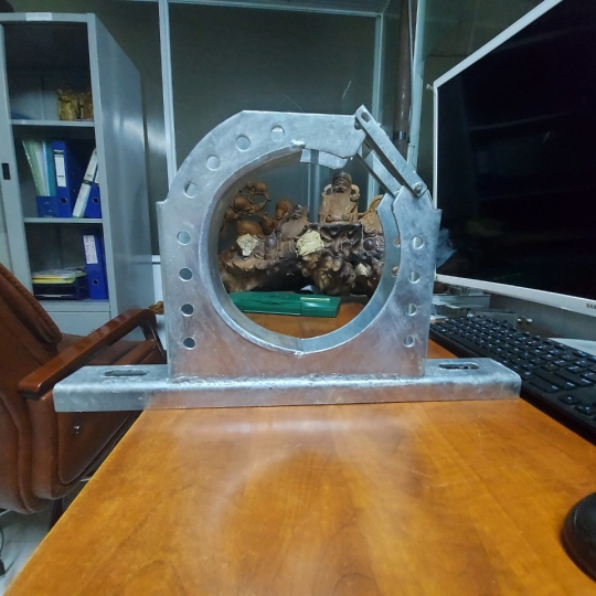 Giá treo cáp chữ D